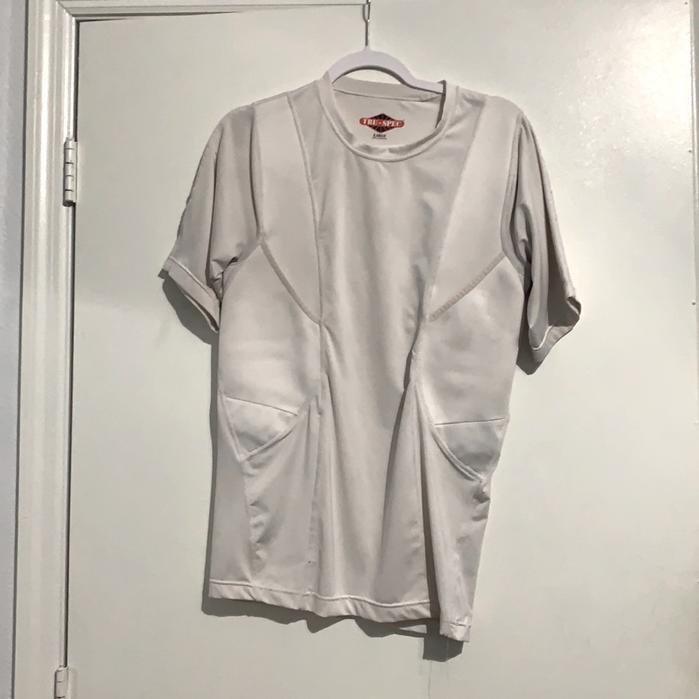 Men’s large true spec conceal and Carry T-shirt